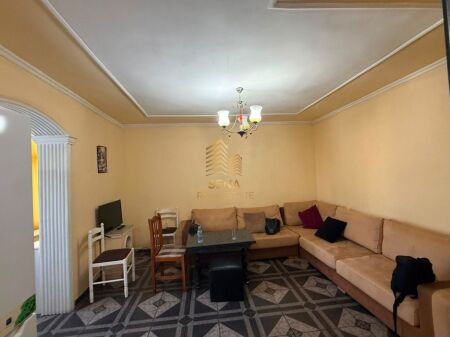 Qira, Apartament 1+1 Spitali QSUT, 40.000 Lek/muaj