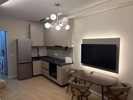 APARTAMENT ME QERA 1+1 BRRYLI 50.000 LEKE FH-83092