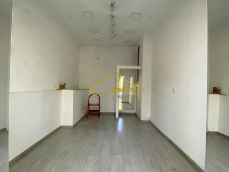 SHOP FOR RENT 25 M2 BRRYLI 50,000 LEKE