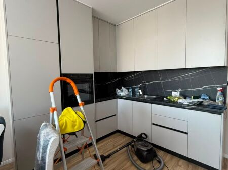 Apartament me qera 2+1+2+post parkimi