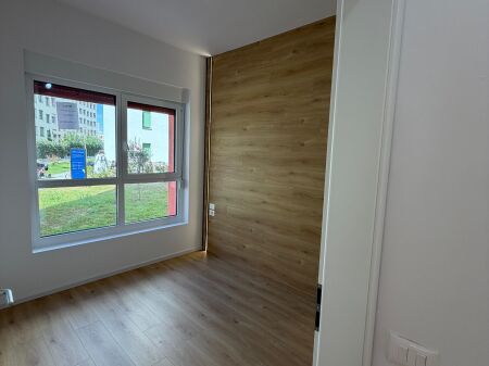 🏢 Affittasi unità/ufficio/appartamento 2+1  📍 Residenza Kadiu, Edificio N. 5💰 400 €/mese