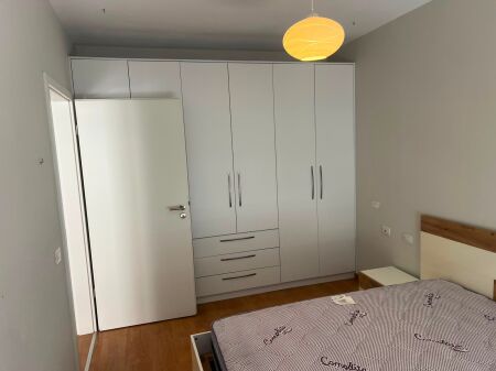 Appartamento 1+1 in affitto al Kompleksi Magnet vicino a 21 Dhjetori