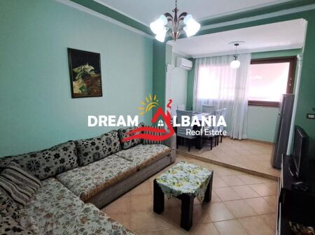 Appartamento 1+1+Cucina Separata in Vendita a Xhamllik, Vicino a Piazza Shtraus (ID 5119003)