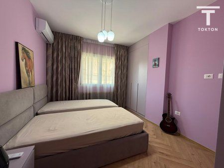 SHITET, APARTAMENT 1+1, PAZARI I RI, TIRANË