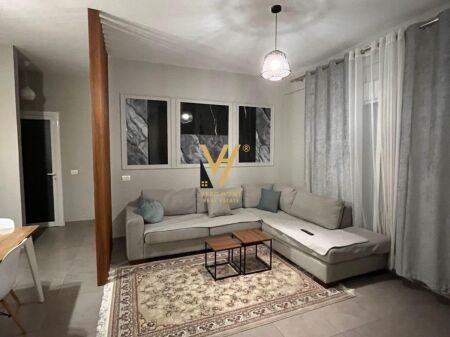 JEPET APARTAMENT 1+1+BLK ME QERA TEK TERMINALI VERIUT 40.000 LEKE