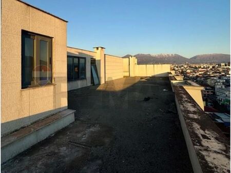 Penthouse - Për Shitje - Rruga Besim Alla, Tiranë