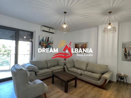 Super Apartament 2+1+2 me qera ne Bllok te Rruga e Kosovareve (ID 42214448).