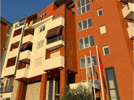 SHES PENTHOUSE 2+1+2 KOMPLEKSI JAHO,FRESK