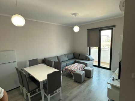 APARTAMENT ME QERA 2+1