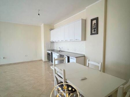 Affitto 2+1+2 con balcone spazioso Centro Stazione ferroviaria • 600€ netto  