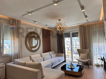 Apartment 3+1+2 for sale on Elbasan Street  ID:530571009-120