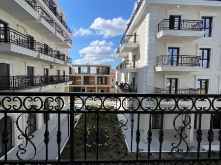Appartamento 2+1 in vendita presso la Residenza Porta e Tiranes, Sauk Vecchio, Sauk.