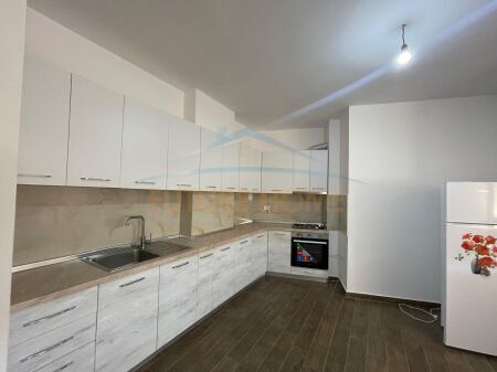 Qera, Apartament 1+1, Prane Spitalit, Durres