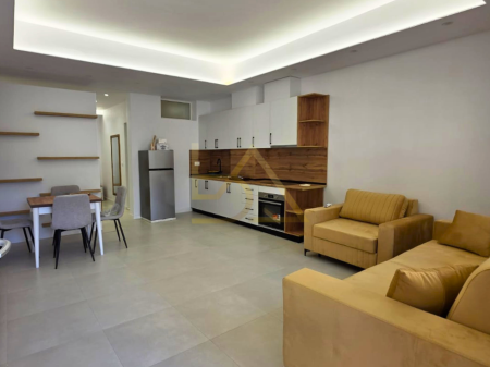 Appartamento 1+1 in Affitto – Quartiere 13, Durrës