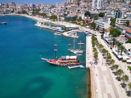 Shiten 6 garsoniere se bashku ne Sarande !!!