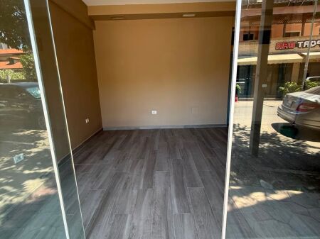 Qera | Ambjent Biznesi | Rruga Njazi Meka | 150 €/muaj