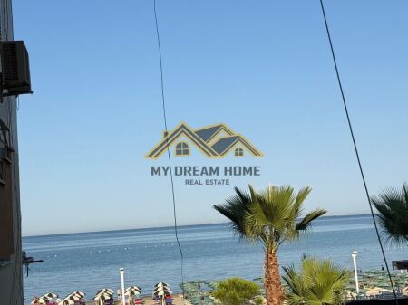 Appartamento in vendita a Shkembi i Kavajes con vista mare prima linea