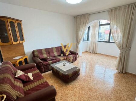 JEPET APARTAMENT 1+1+BLK ME QERA TE QSUT 50.000 LEKE