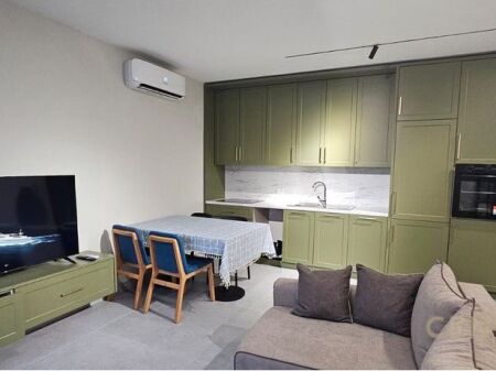 NË SHITJE APARTAMENT 1+1, VIJA E PARE, QERRET