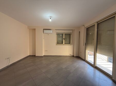 Ufficio in affitto presso Kristal Center!