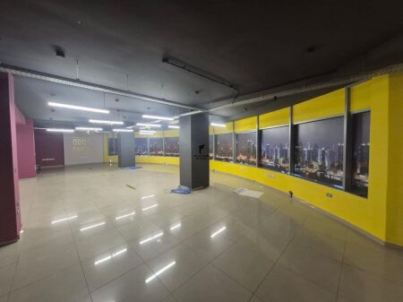 UFFICIO IN AFFITTO 258M2 SELVIA 230.000 LEKE FH-83357