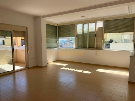 Affitto, Appartamento 2+1, Via Bill Klinton vicino a "Kodra e Diellit", Tirana