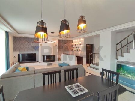 Duplex - In Affitto - Via Kavaja, Tirana(ID: 530361001-2062)