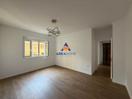 SHITET APARTAMENT 1+1+BALLKON "TE RRUGA DRITAN HOXHA" 108.000 EURO
