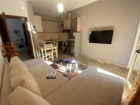 APPARTAMENTO IN AFFITTO 1+1 COMUNE DI PARIGI 60.000 LEKE FH-83625