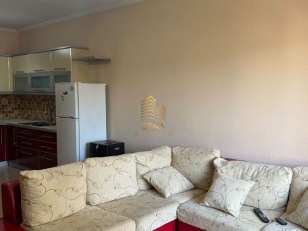 Qira, Apartament 1+1+blk, Ali Dem – Ish Tregu Elektrik, 55.000 Lek/muaj