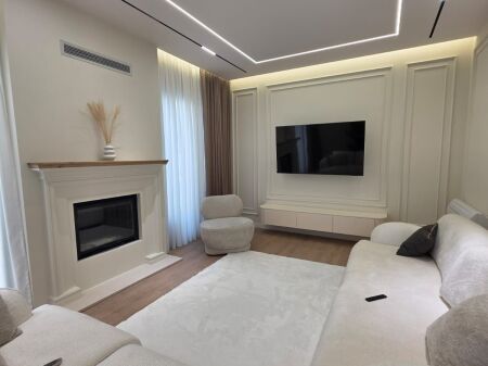 VILLETTE MODERNE IN AFFITTO A GREEN VALLEY, LAGO ASCIUTTO