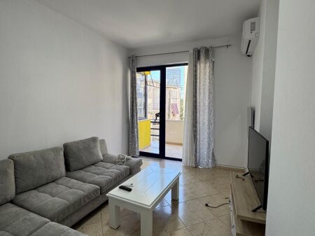 APPARTAMENTO IN AFFITTO 1+1 VIA ELBASAN 55.000 LEKE FH-83551