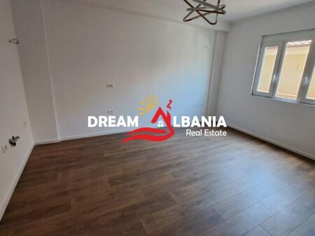 Shitet Apartament 1+1 Rruga Dritan Hoxha, Prane ZKM (ID 51110003)