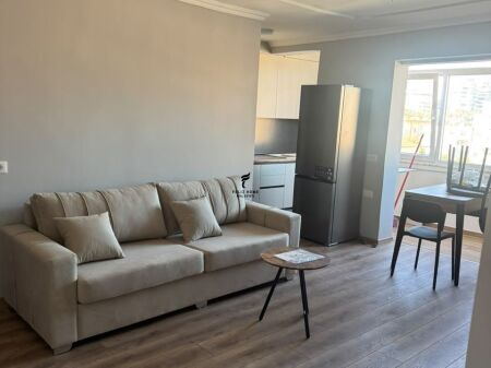 APARTAMENT ME QERA 1+1 VASIL SHANTO 65.000 LEKE H-83638