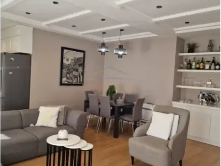 Rent, 2-Storey Villa, Porcelan