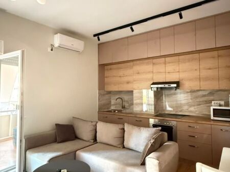 Jepet me qira apartament 1+1