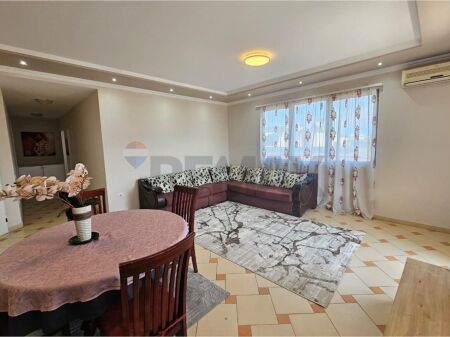 Jepet me Qira Apartament 2+1 te Komuna Parisit