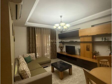 For Rent 2+1 apartment + parking Reshit Petrela