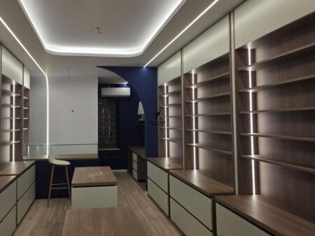 SHOP FOR RENT 85 M2 BLLOK 250,000 LEKE FH-83667