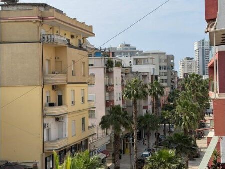 Appartamento 2+1+2 in affitto nel Centro di Durazzo! 700 € /Mese