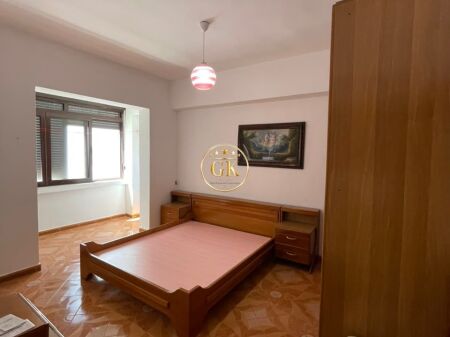 🏡 APARTAMENT ME QERA 2+1 – PRANË UJËSJELLËSIT, DURRËS