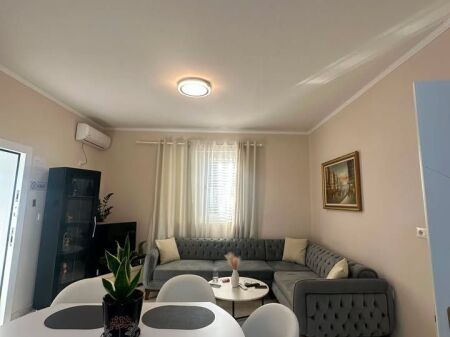 Apartament 1+1 me qira – Spitali Amerikan 2 !