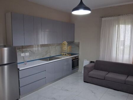 Qira, Hyrje Private 3+1+Blk,Rruga Elbasan , 55,000 Lek/Muaj