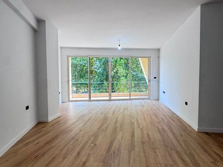Shitet, Apartament 2+1+2, Don Bosko, Tiranë