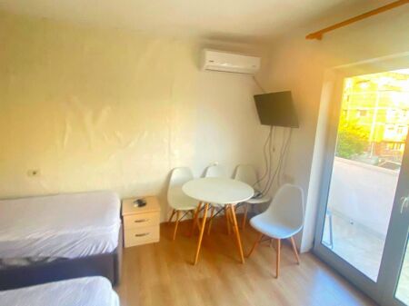 Qera | Garsoniere | 21 Dhjetori | 440 €/muaj