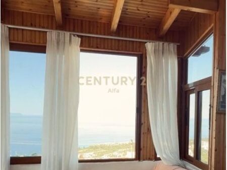 Villa for sale in Dhërmi – Ideal investment opportunity!