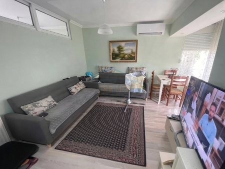 Qera, Apartament 1+1 (i konvertuar në 2+1), Rruga Mihal Grameno, Tiranë.