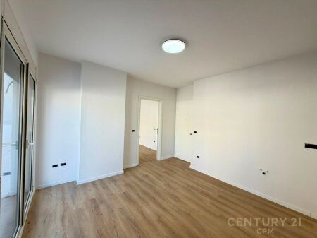 OFFICE FOR RENT AT DINAMO STADIUM!