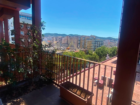 Apartment 3+1+2 for Rent – Garden Building, Kavaja Street, Tirana