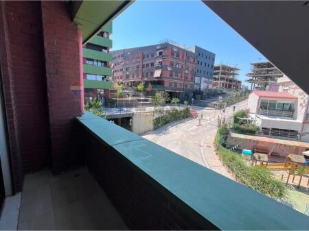 DUPLEX IN VENDITA PRESSO LA RESIDENZA KODRA E DIELLIT!